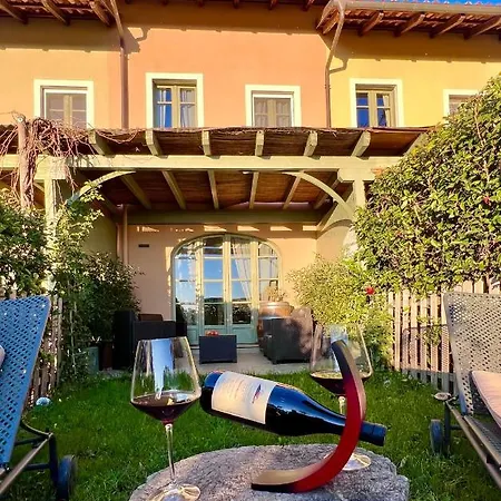 Langhe Wine & Relax * Novello