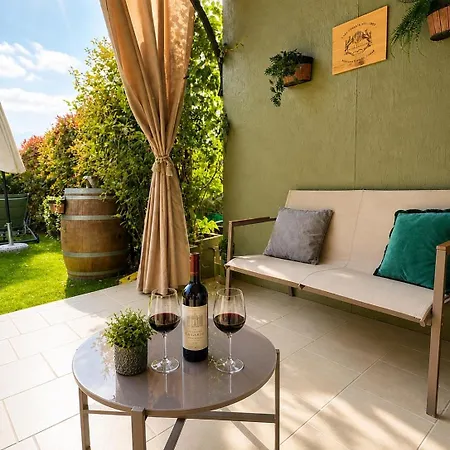Βίλα Langhe Wine & Relax *
