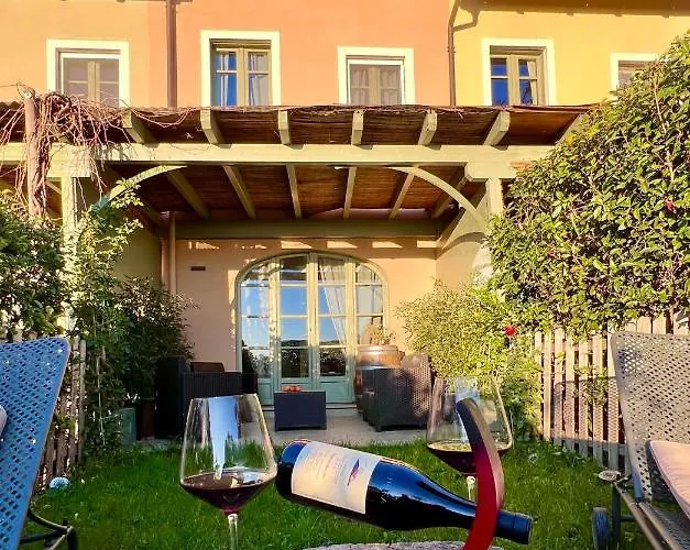 Langhe Wine&relax * Novello